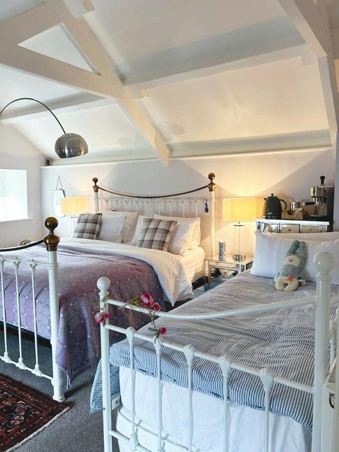 Dylan Thomas Sea View Bed & Breakfast Laugharne Luaran gambar